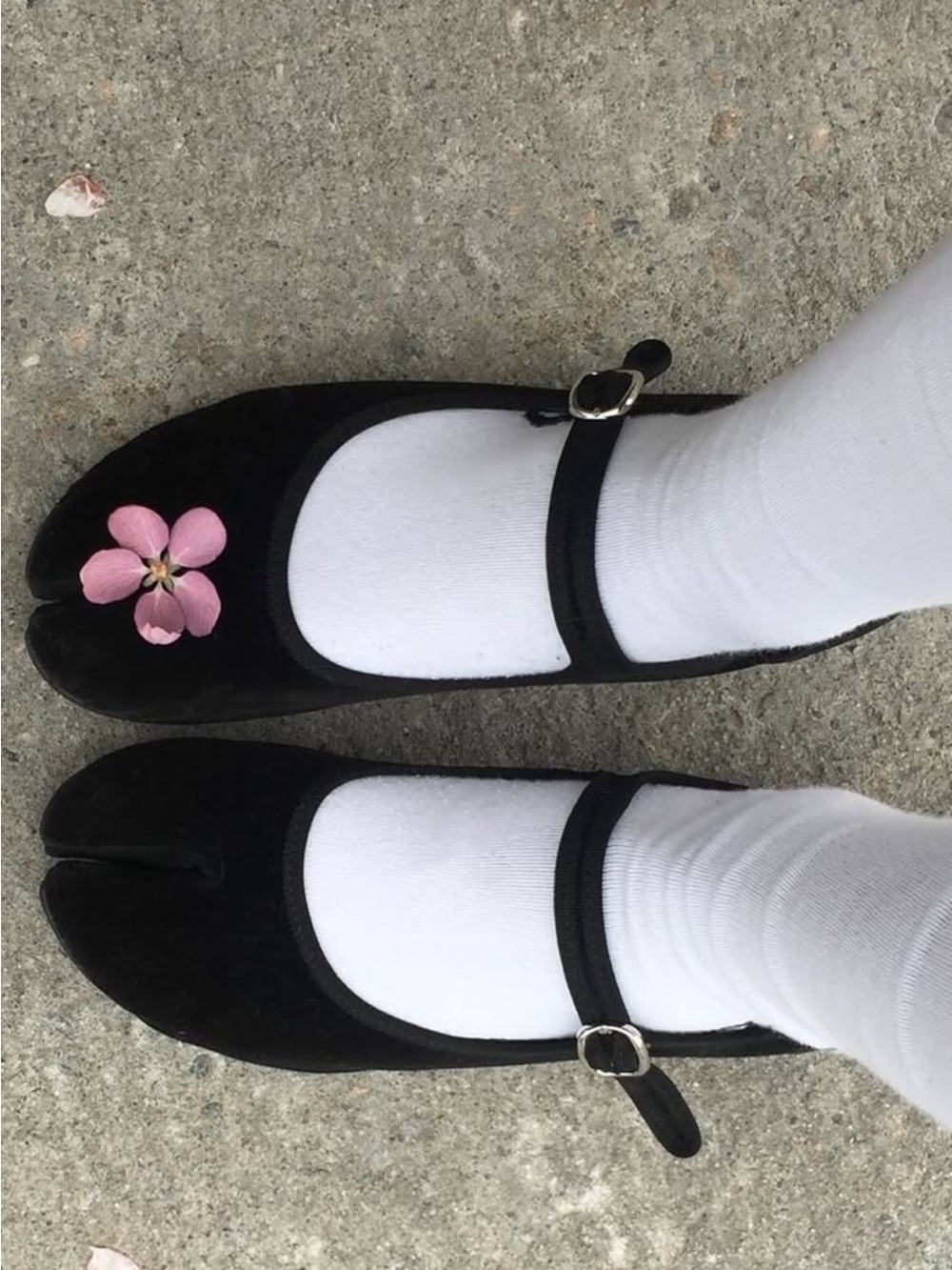 Black Velvet Mary Jane Tabi Flats